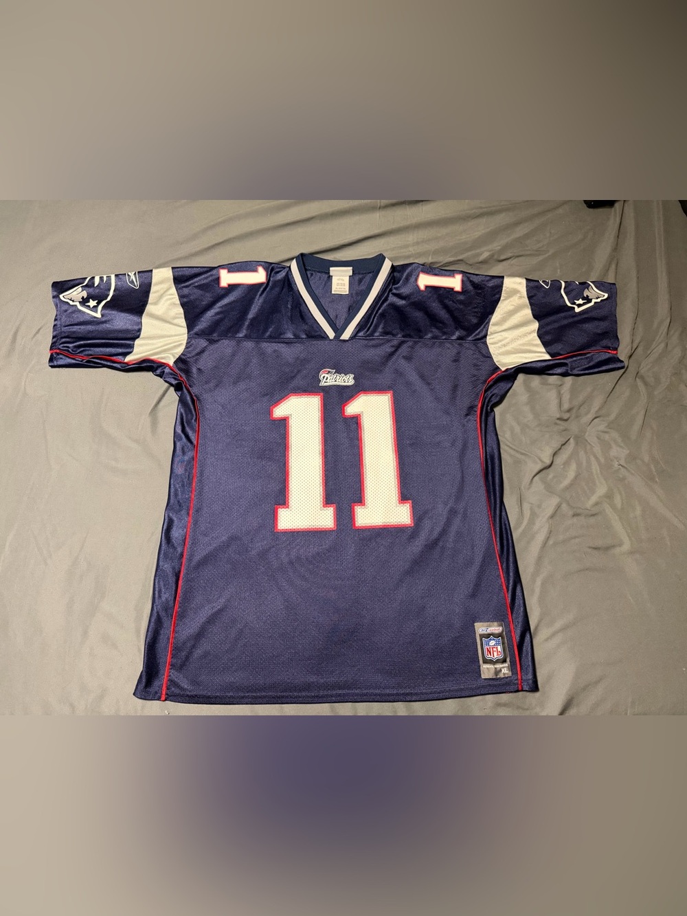 reebok  patriots jersey size XL bledsoe #11